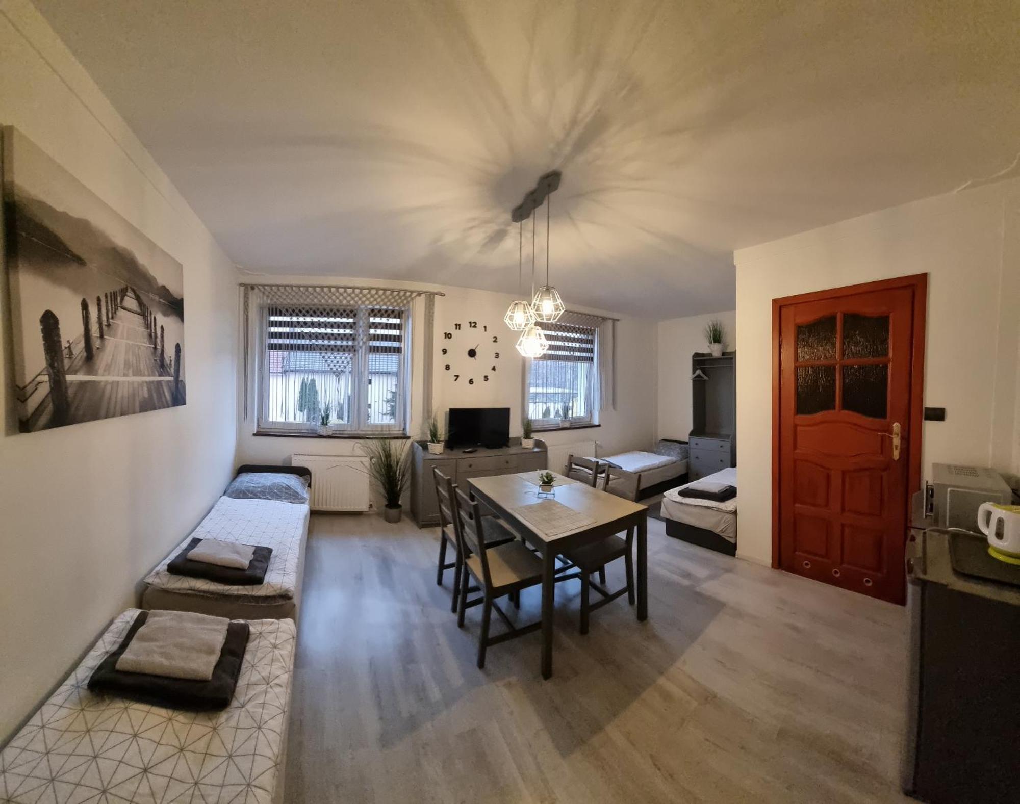 Noclegi Na Lacznej Swiebodzice Bagian luar foto